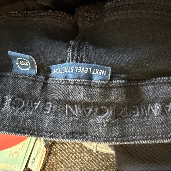 American Eagle Outfitters black Size 6 Jegging Jean Next Level Stretch mid rise - Picture 7 of 8